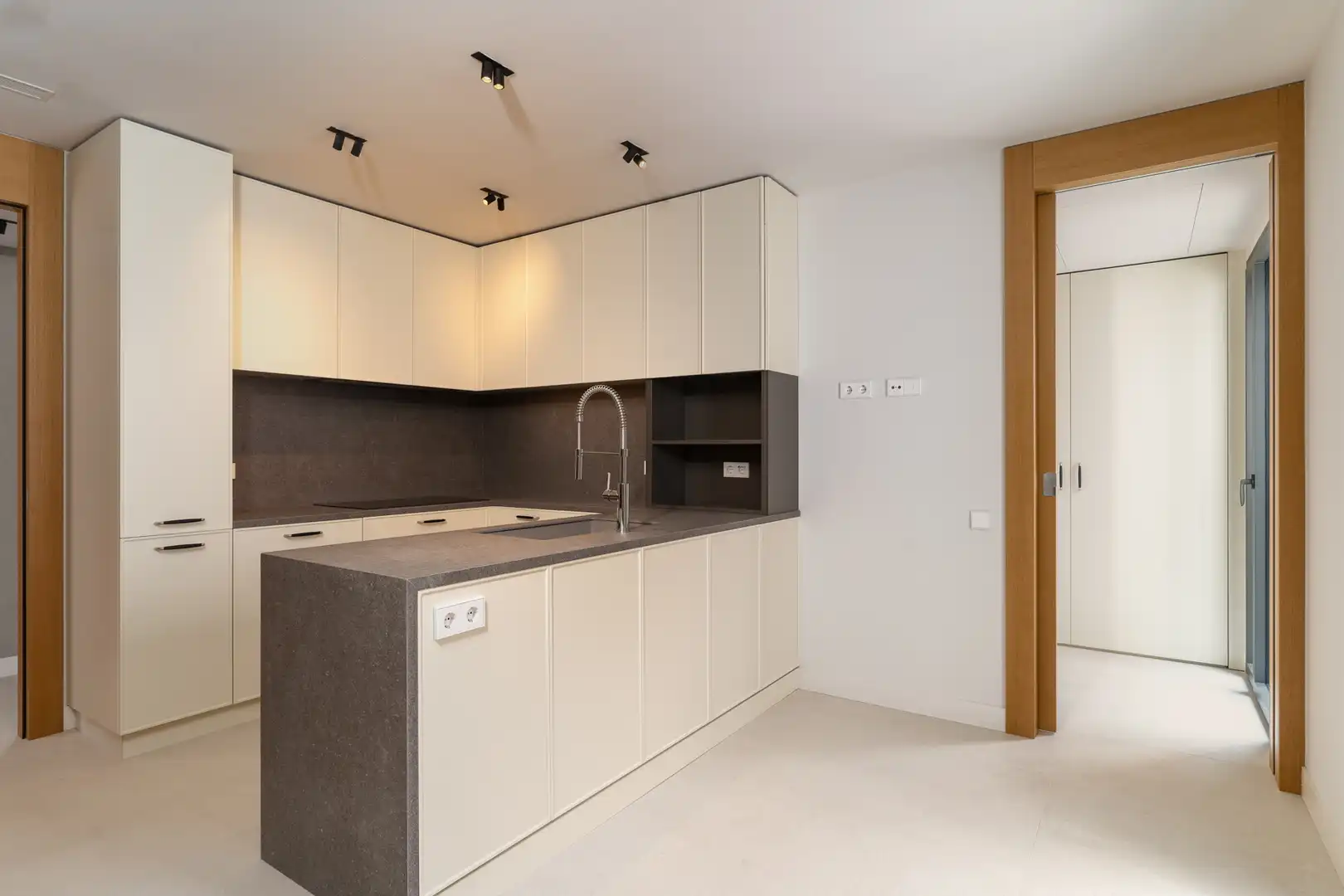 Piso con ascensor en venta en Carrer de Santaló 143, imagen 10