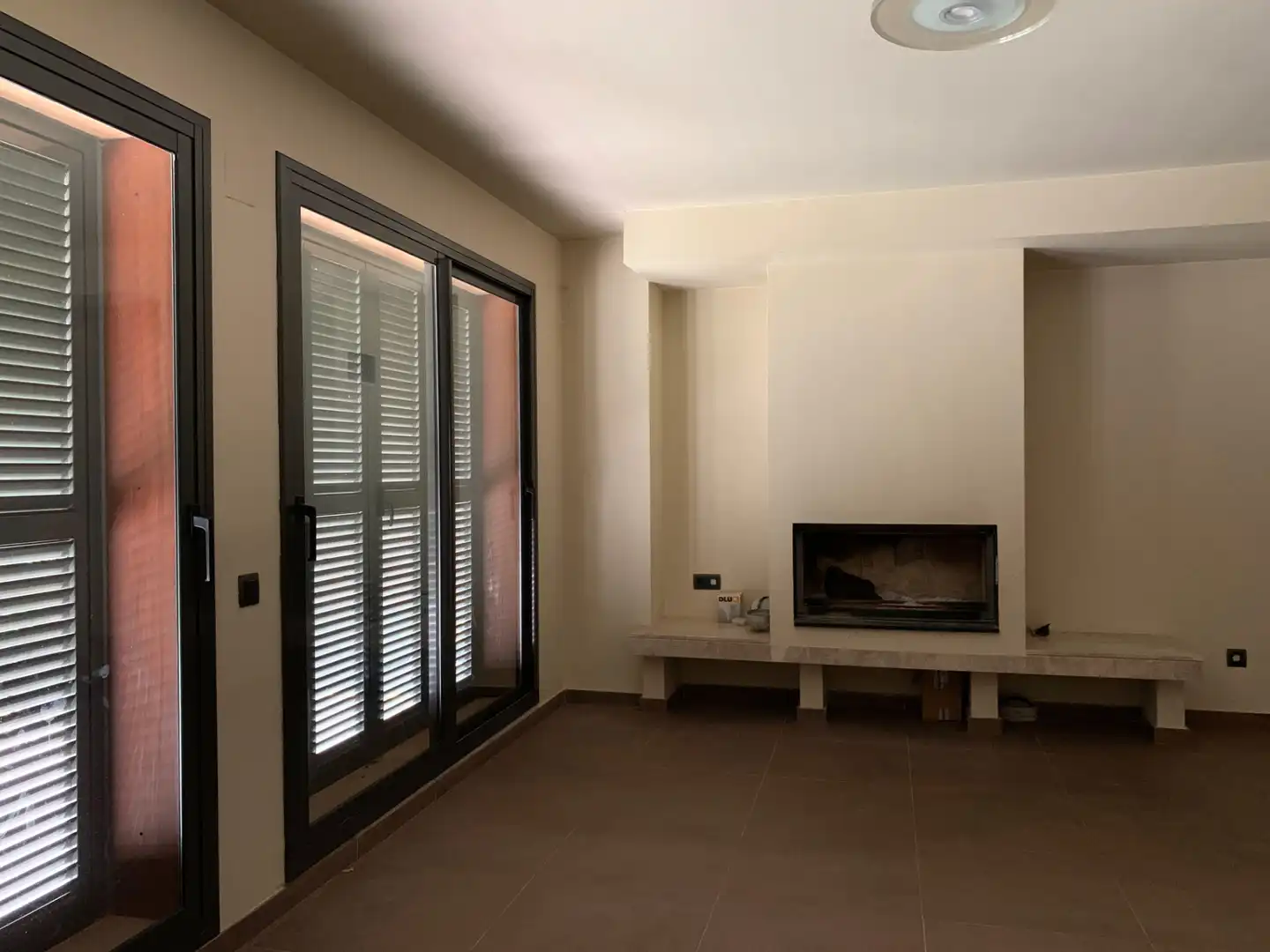 Sala de estar de Casa adosada en venta en Reus con Aire acondicionado, Calefacción y Jardín privado