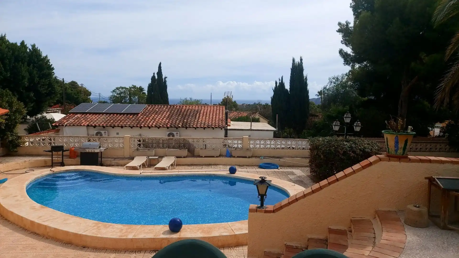 Piscina de Casa o xalet en venda en El Tossal - Bello Horizonte  