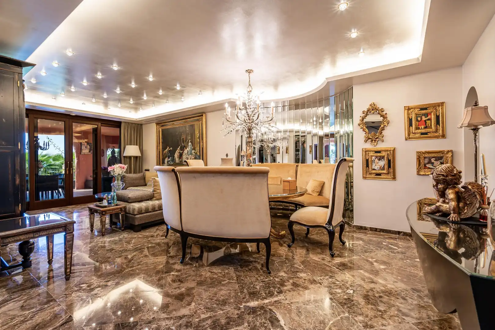 Esszimmer von Maisonette zum Verkauf in Estepona mit Klimaanlage, Terrasse und Schwimmbad