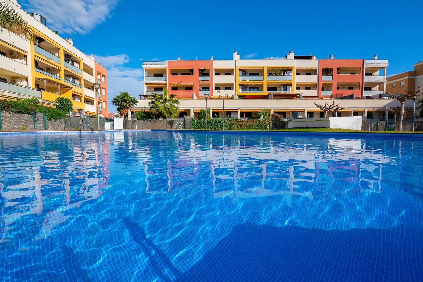 Swimming pool of Flat for sale in Cunit  with Air Conditioner, Heating and Terrace
