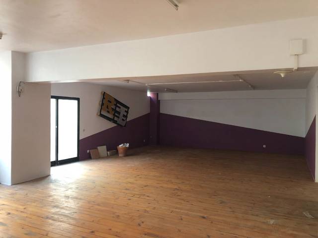 Local comercial en Alquiler en Rúa de Barcelona, 31 en O Castro