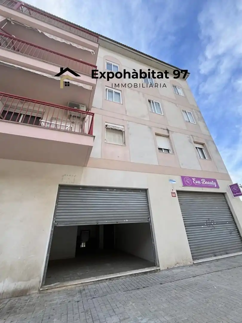 Local comercial en venta en Carrer Riu Algars 5, imagen 3