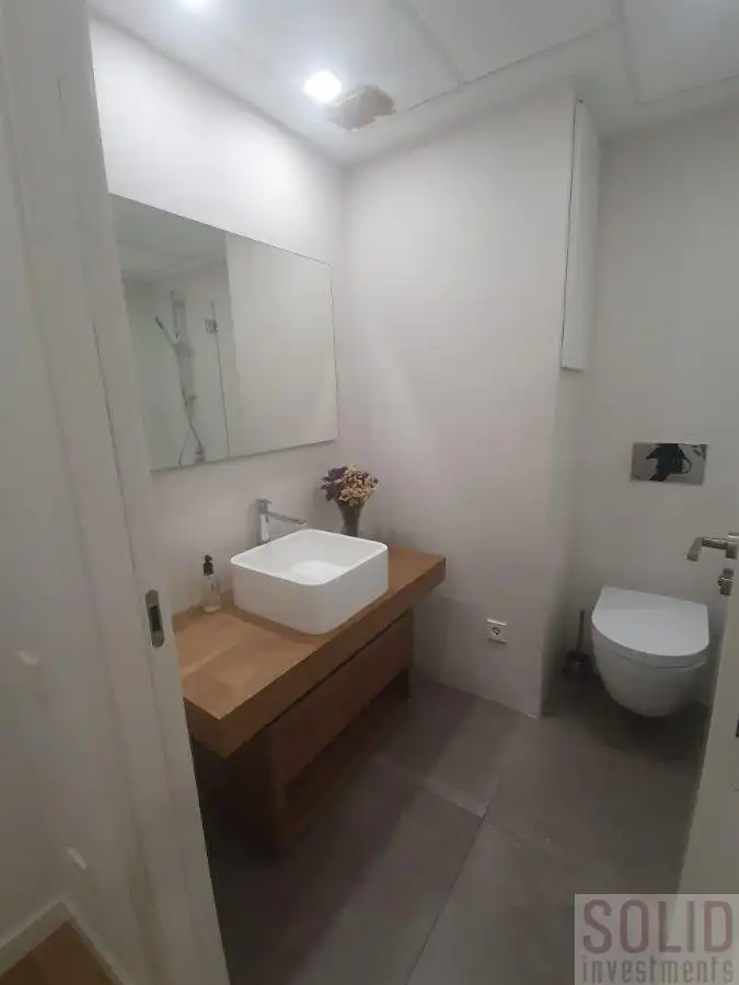 Flat for rent in alameda, Exposició