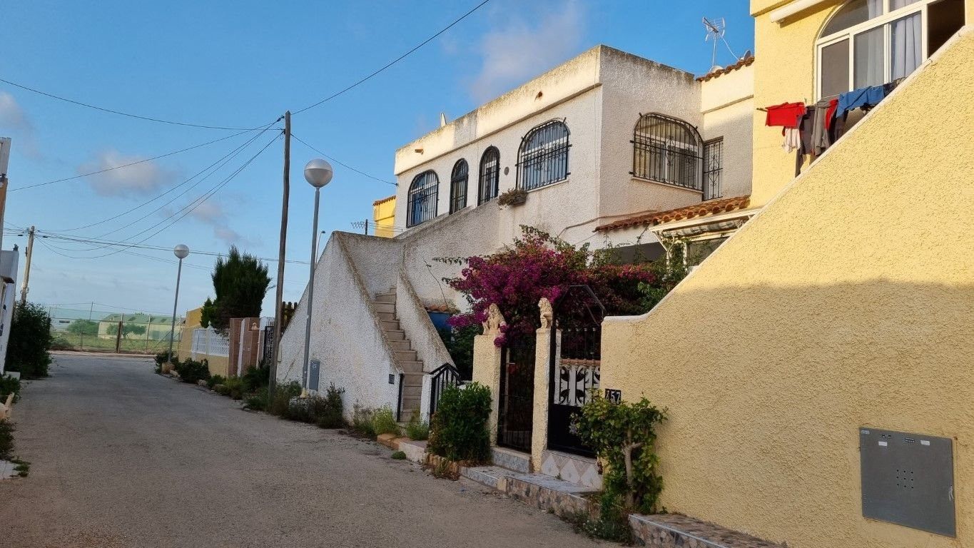 Exterior view of Apartment for sale in Los Alcázares  with Air Conditioner, Terrace and Furnished
