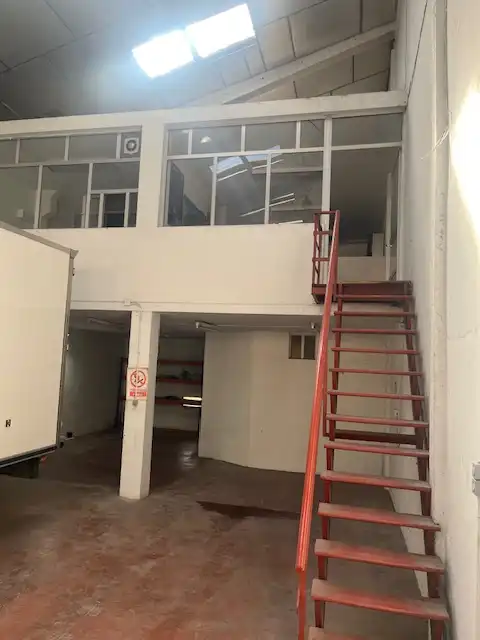 Nave industrial de alquiler en Camargo