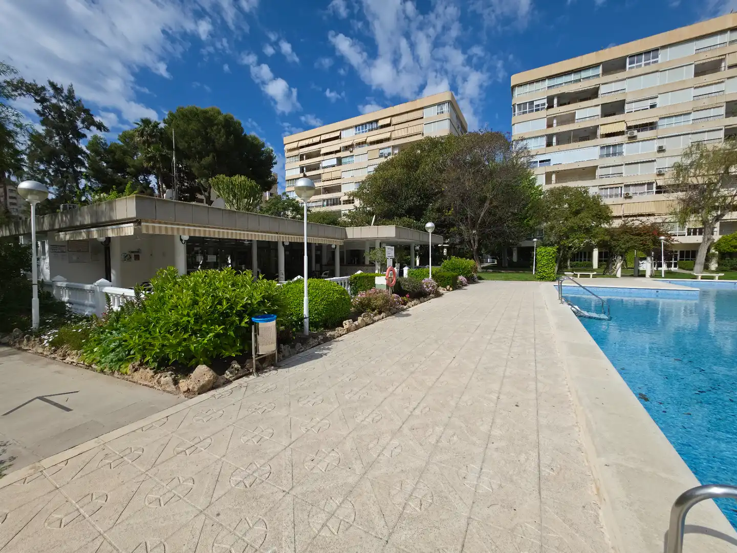 Piso con terraza en venta en Avenida Santander 25, imagen 39