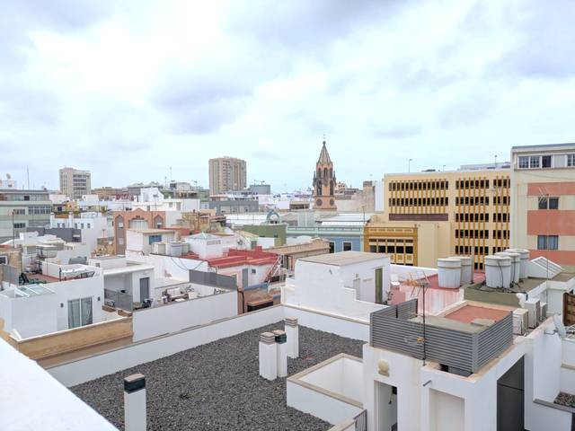 Edificio en Venta en Calle Canalejas en Arenales - Lugo - Avda. Marítima