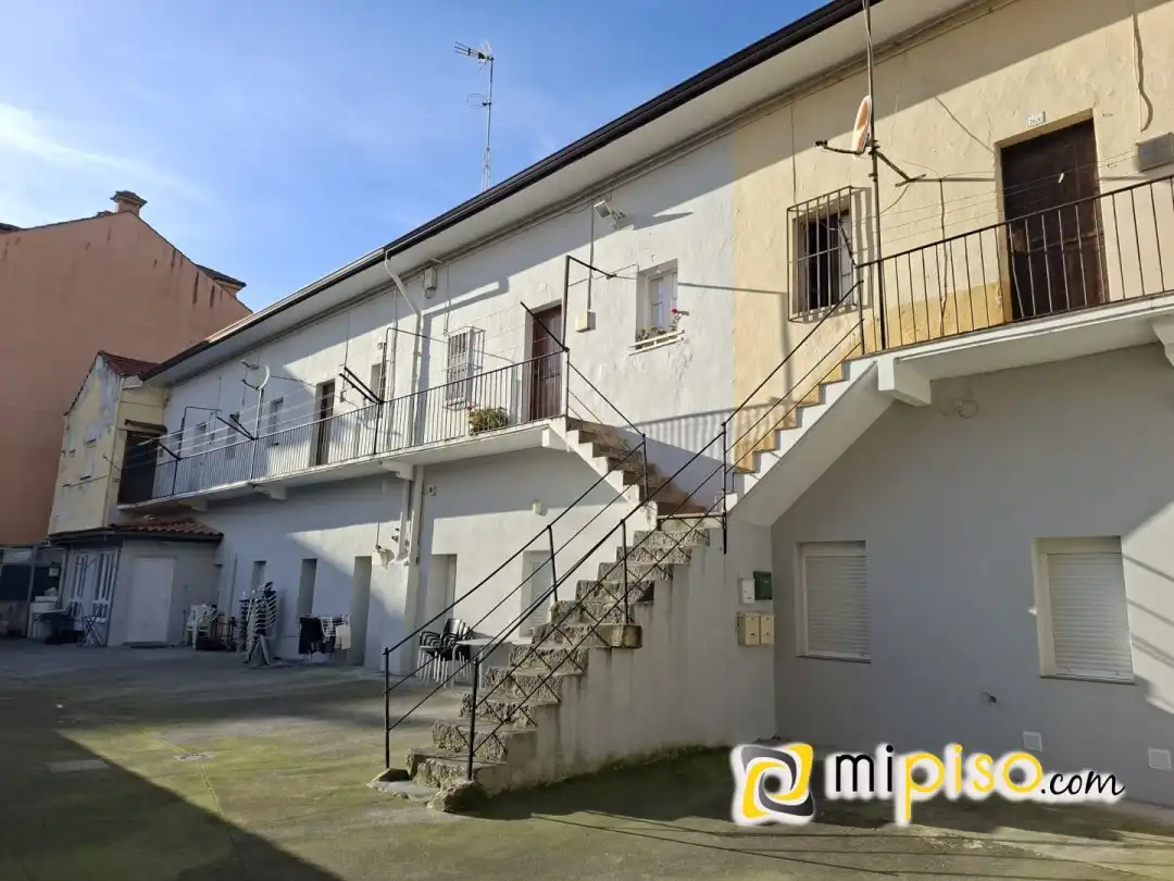 Vista exterior de Piso de alquiler en Santoña con Amueblado
