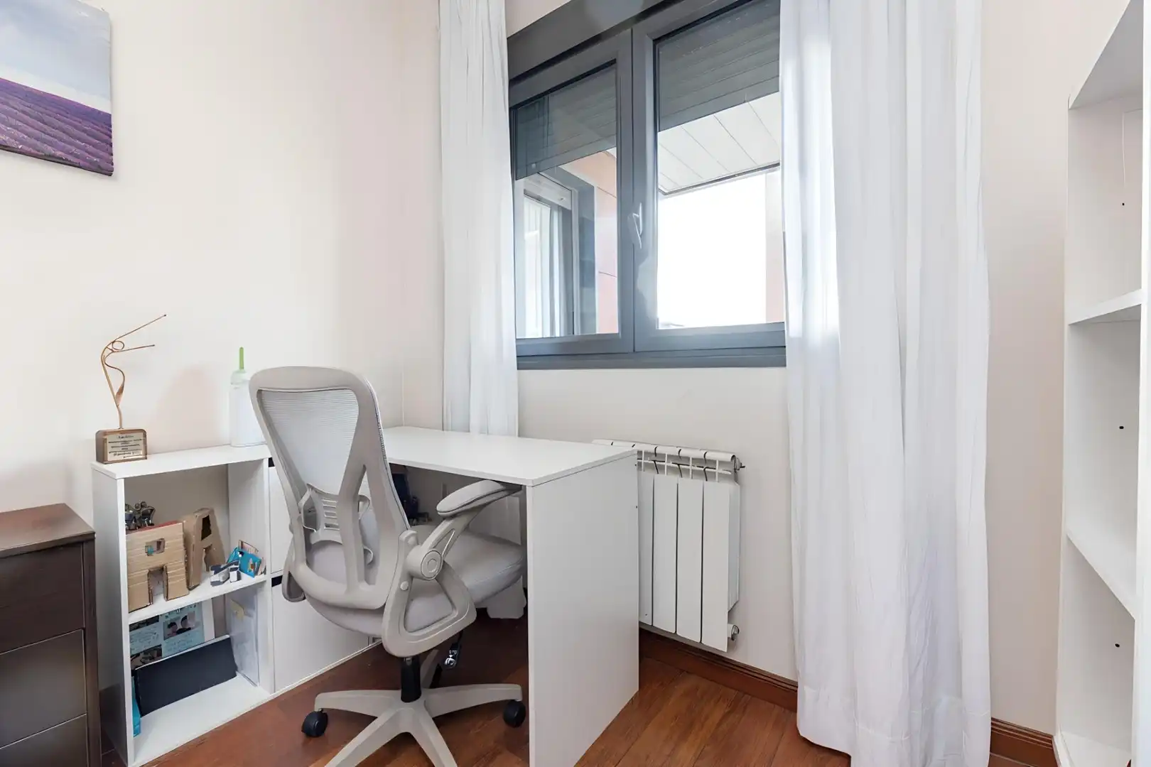 Schlafzimmer von Wohnung zum Verkauf in Granada mit Heizung, Privatgarten und Balkon