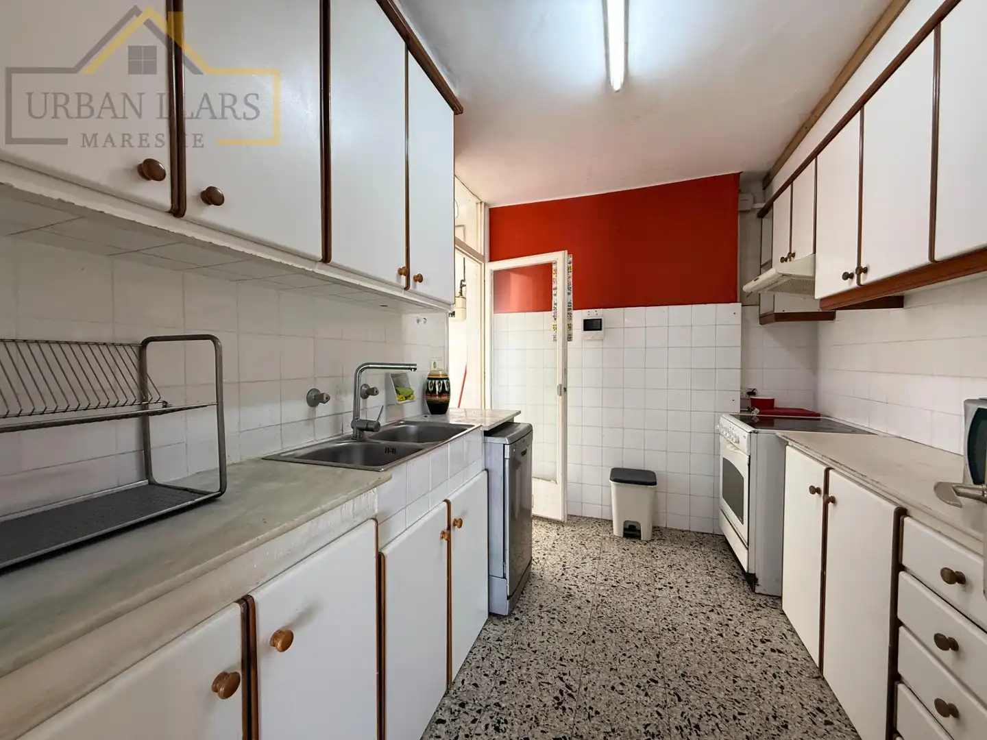 Küche von Wohnung zum Verkauf in Mataró mit Balkon