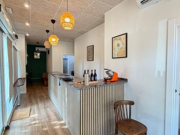 Local comercial en venda a Sants - Montjuïc