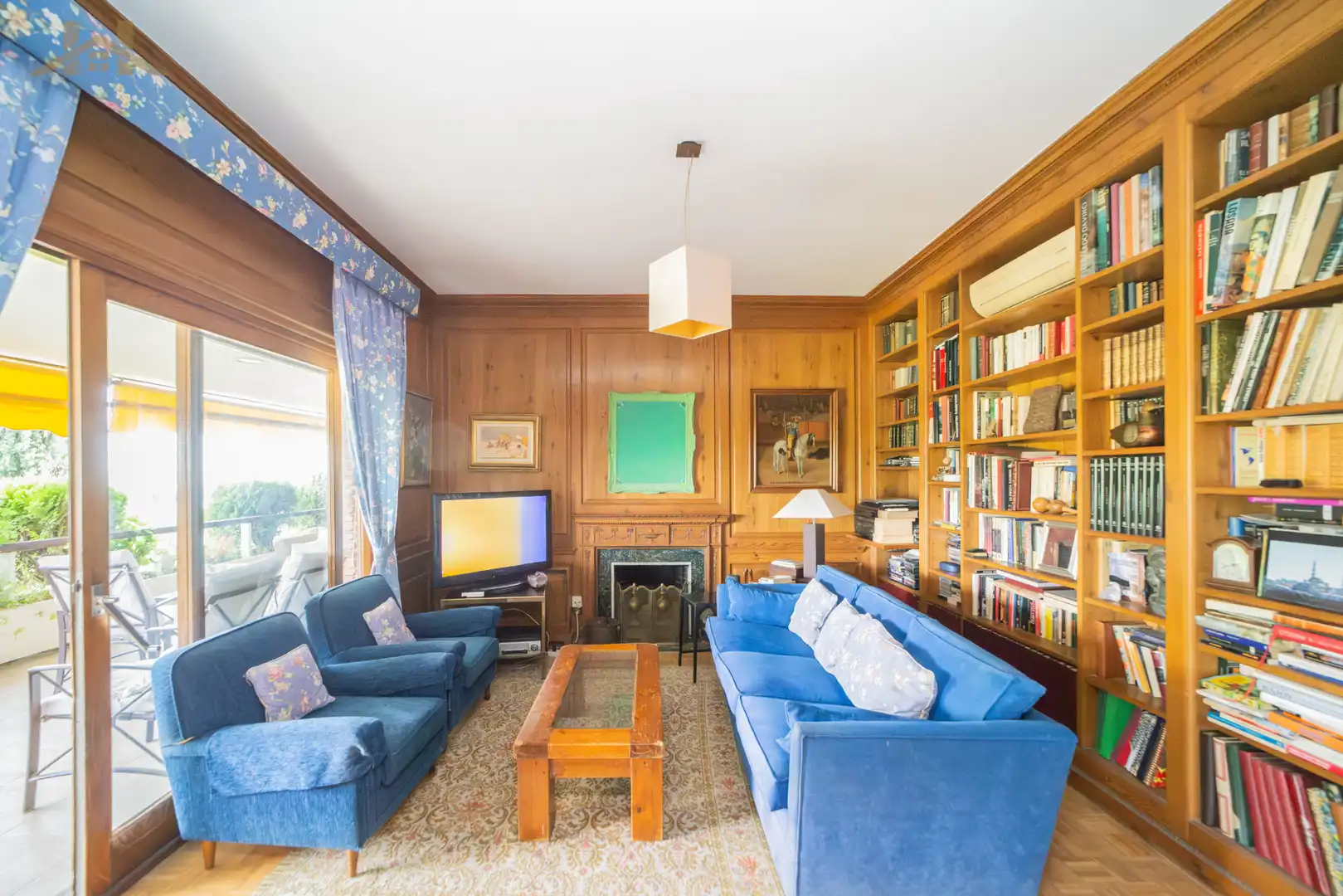 Sala de estar de Piso en venta en Pozuelo de Alarcón con Aire acondicionado, Calefacción y Terraza