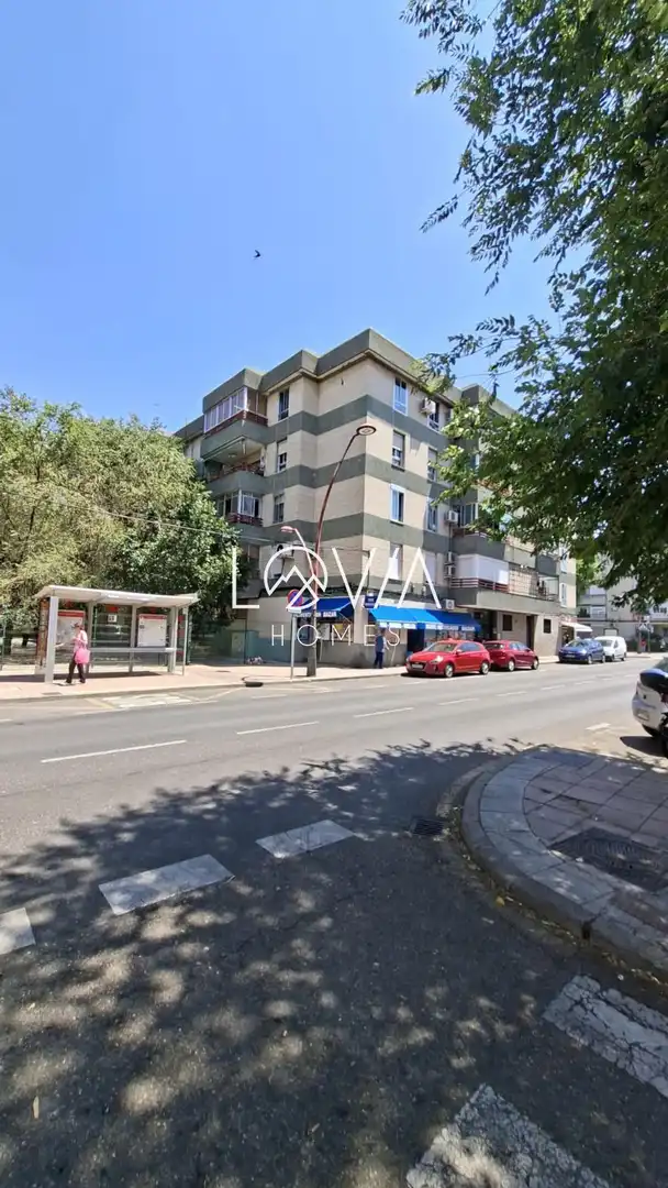 Vista exterior de Pis en venda en Parla