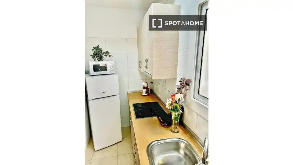 Küche von Wohnung zur Miete in Barcelona mit Klimaanlage, Heizung und Möbliert
