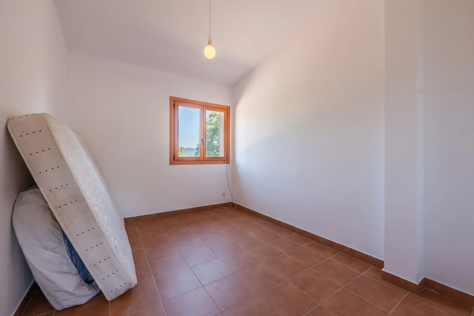 Dormitori de Finca rústica en venda en Mieres (Girona)
