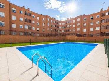 Appartement avec balcon à vendre à Calle Valle Inclán