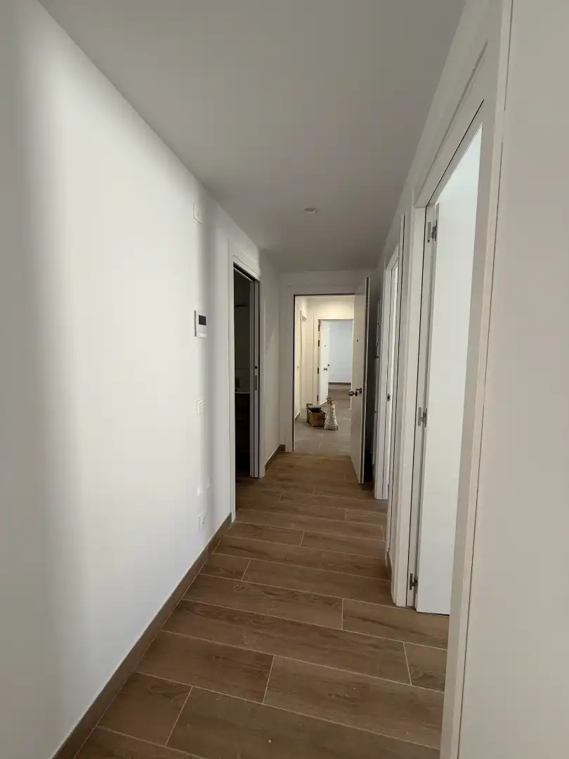Flat for rent in Tiana  with Air Conditioner, Heating and Oven