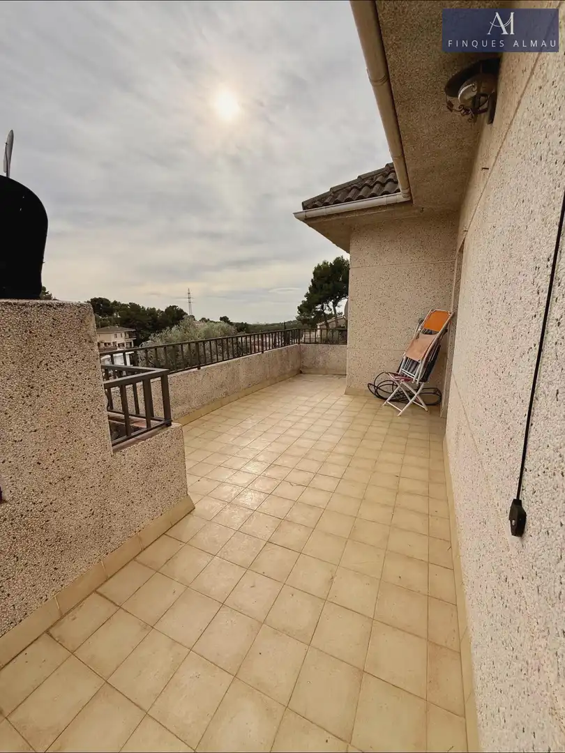 Terraza de Casa adosada en venta en Cunit con Jardín privado, Terraza y Amueblado