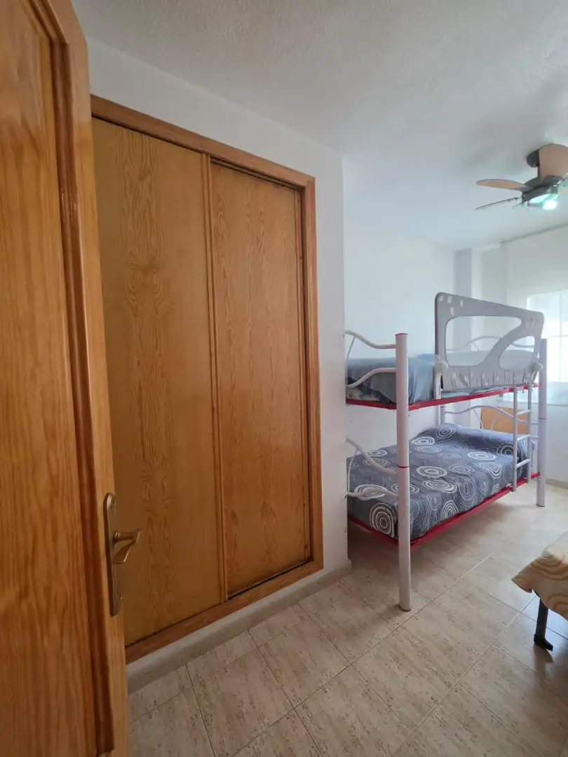 Schlafzimmer von Wohnung zum Verkauf in Guardamar del Segura mit Klimaanlage und Möbliert