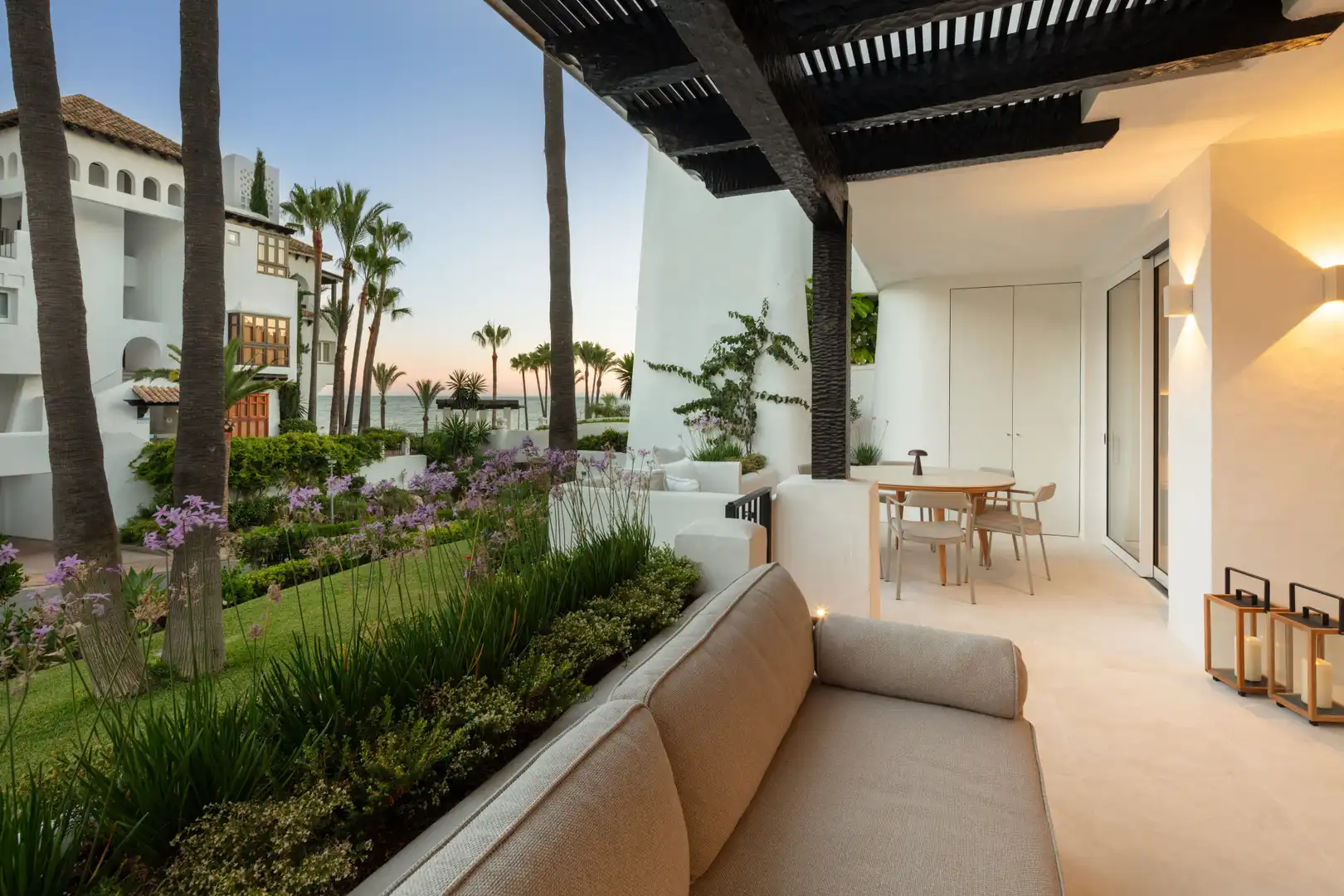 Apartament amb terrassa en venda a Milla de Oro, imagen 3