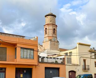 Vista exterior de Casa adosada en venda en Alió amb Terrassa