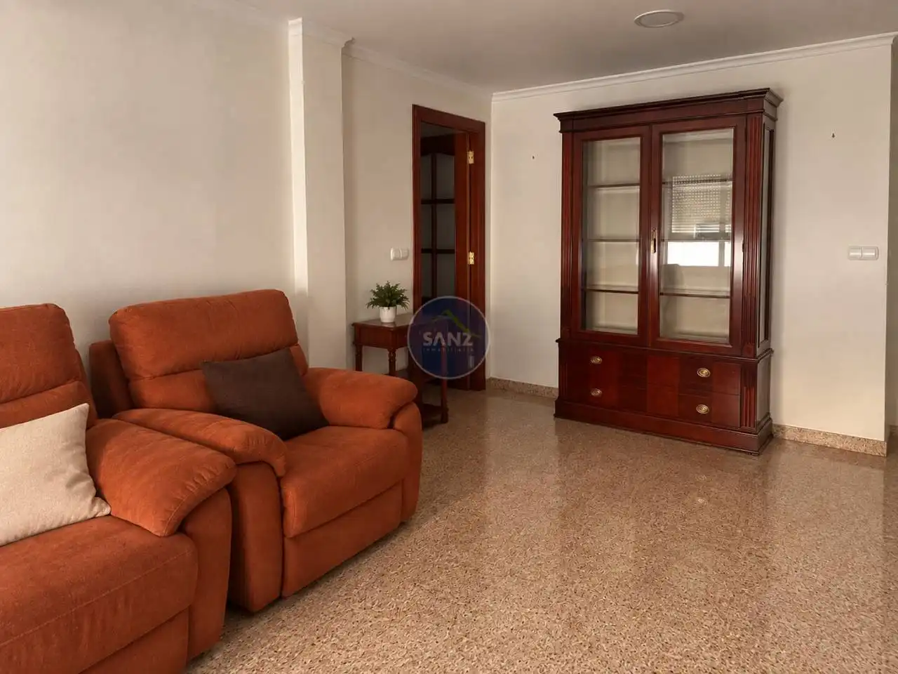 Piso con terraza en alquiler en Calle Bernat Montalva Juriscons, imagen 3