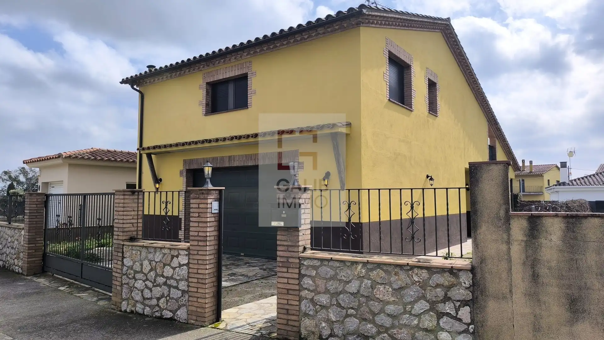 Exterior view of Houses for sale in Navata  with Heating