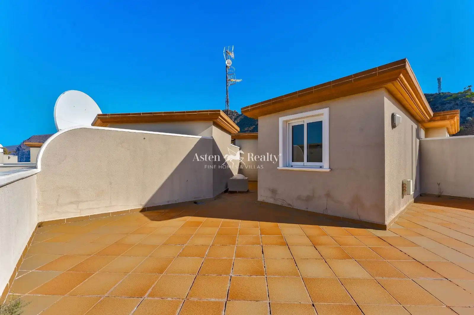 Terrasse von Dachboden zum Verkauf in Santiago del Teide mit Klimaanlage, Terrasse und Schwimmbad