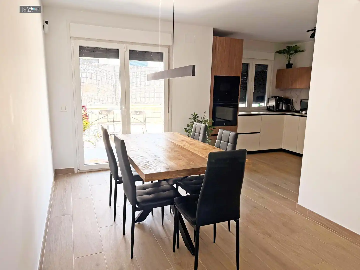Dining room of Flat for share in Málaga  with Air Conditioner, Heating and Furnished