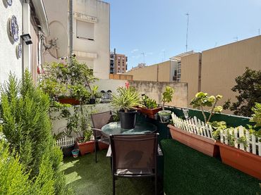 Appartamento con balcone in vendita a Carrer de Sant Francesc 83