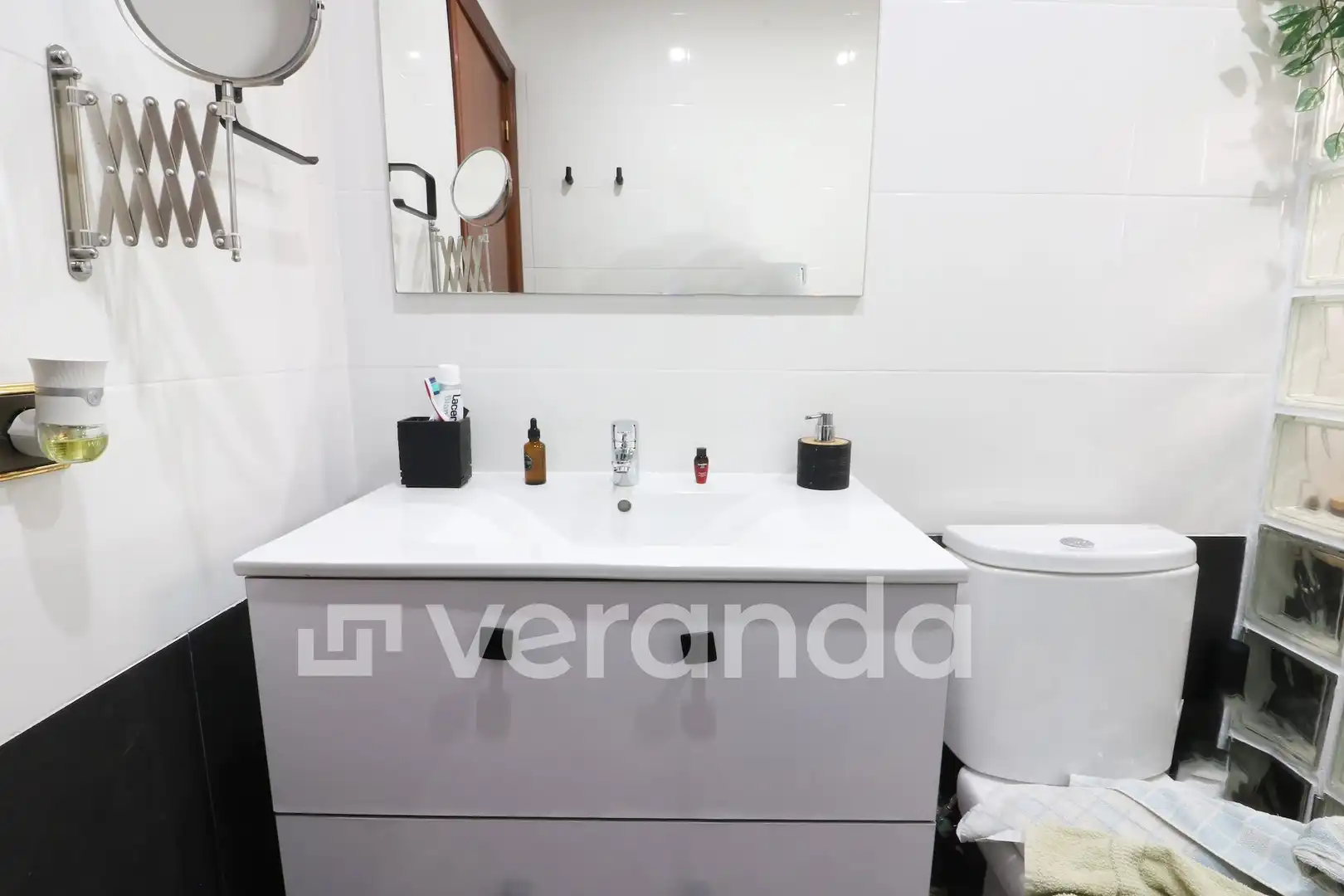 Bany de Àtic en venda en Ripollet amb Aire condicionat, Calefacció i Terrassa