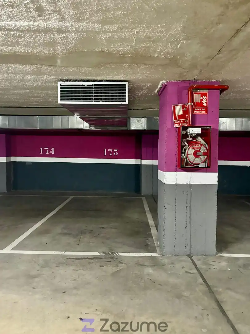 Aparcament de Pis de lloguer en Madrid amb Aire condicionat, Calefacció i Terrassa