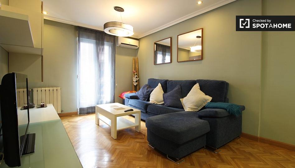 Photo 1 of Flat to rent in Fuente del Berro, Madrid