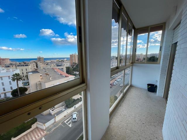 Photo 1 of Flat to rent in Carrer de Juan Ramón Jiménez, Playa Muchavista, Alicante