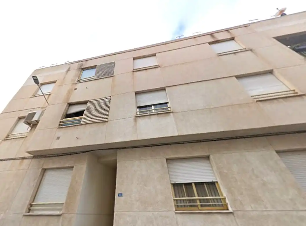 Vista exterior de Piso en venta en Aspe