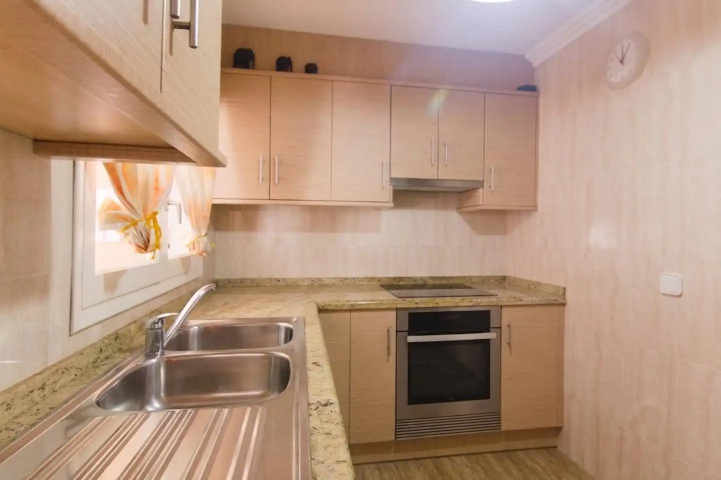 Kitchen of Flat for sale in Eivissa  with Air Conditioner and Terrace
