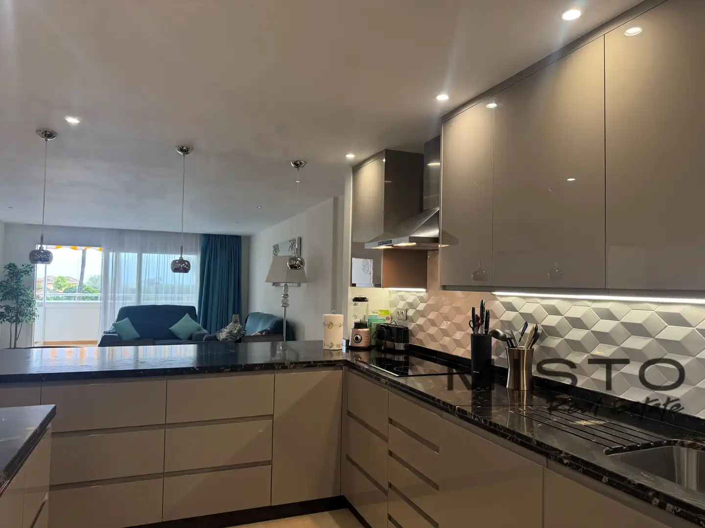 Appartement avec ascenseur à louer à UR PERNET Ndup-C Es: Pl: Pt:  ESTEPONA (MÁLAGA), imagen 2