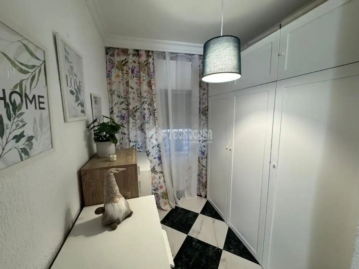 Schlafzimmer von Wohnung zum Verkauf in Huelva mit Klimaanlage