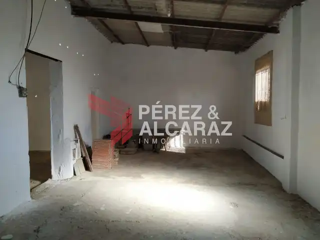 Nave industrial en venta en Palma del Río