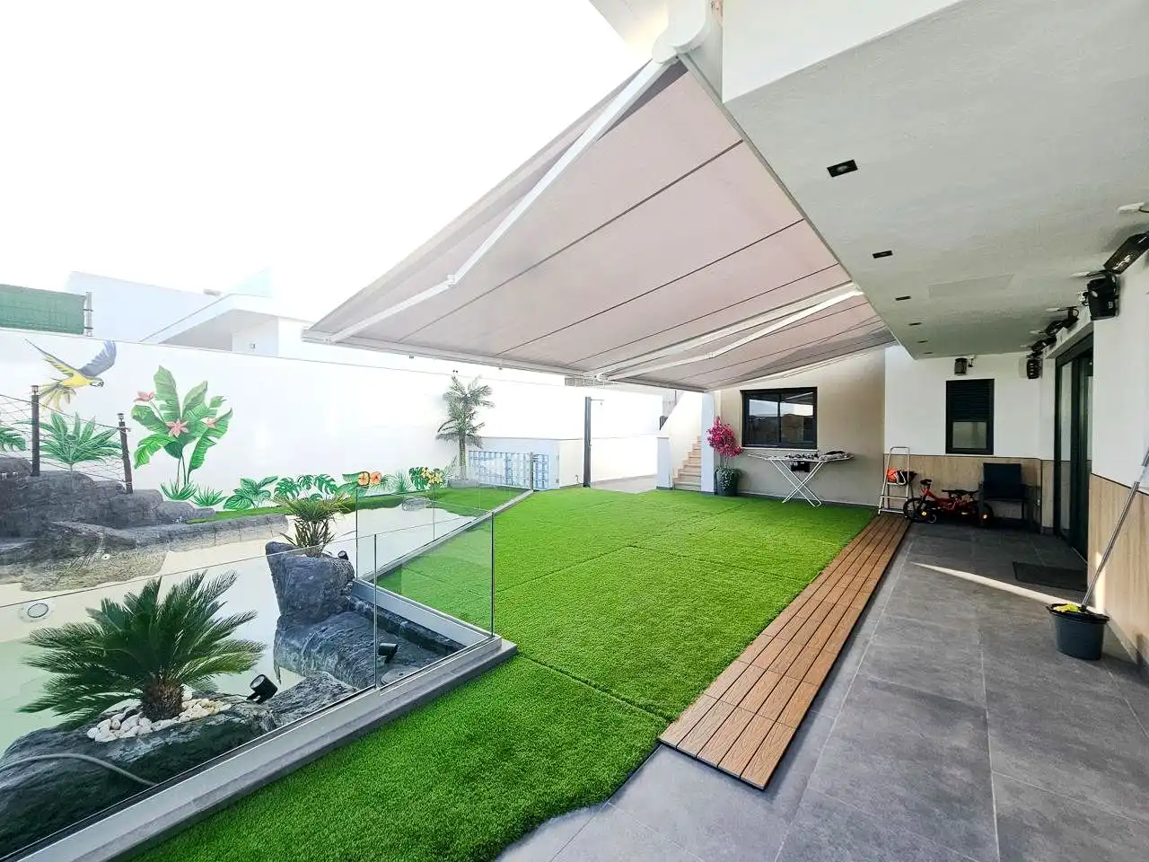 Terrassa de Casa o xalet en venda en Alcalá de Guadaira amb Aire condicionat, Jardí privat i Terrassa