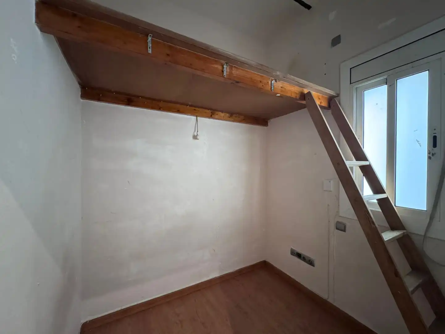 Habitación de Piso en venta en Barcelona con Parquet