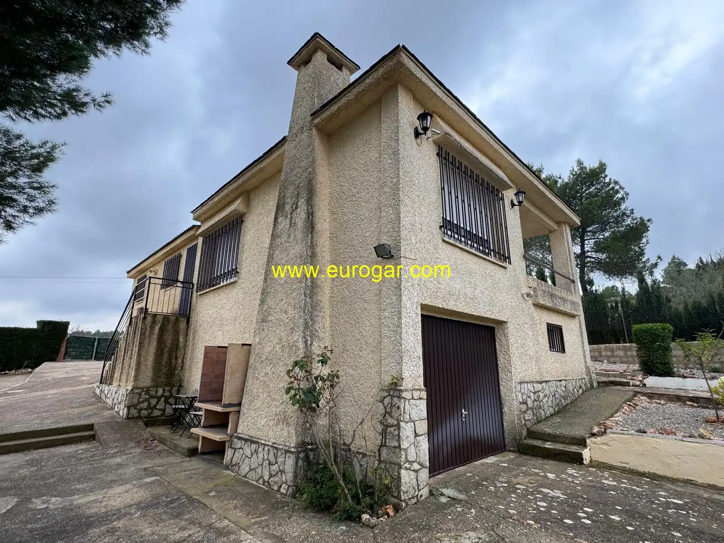 Exterior view of Houses for sale in Siete Aguas  with Storage room and Swimming Pool