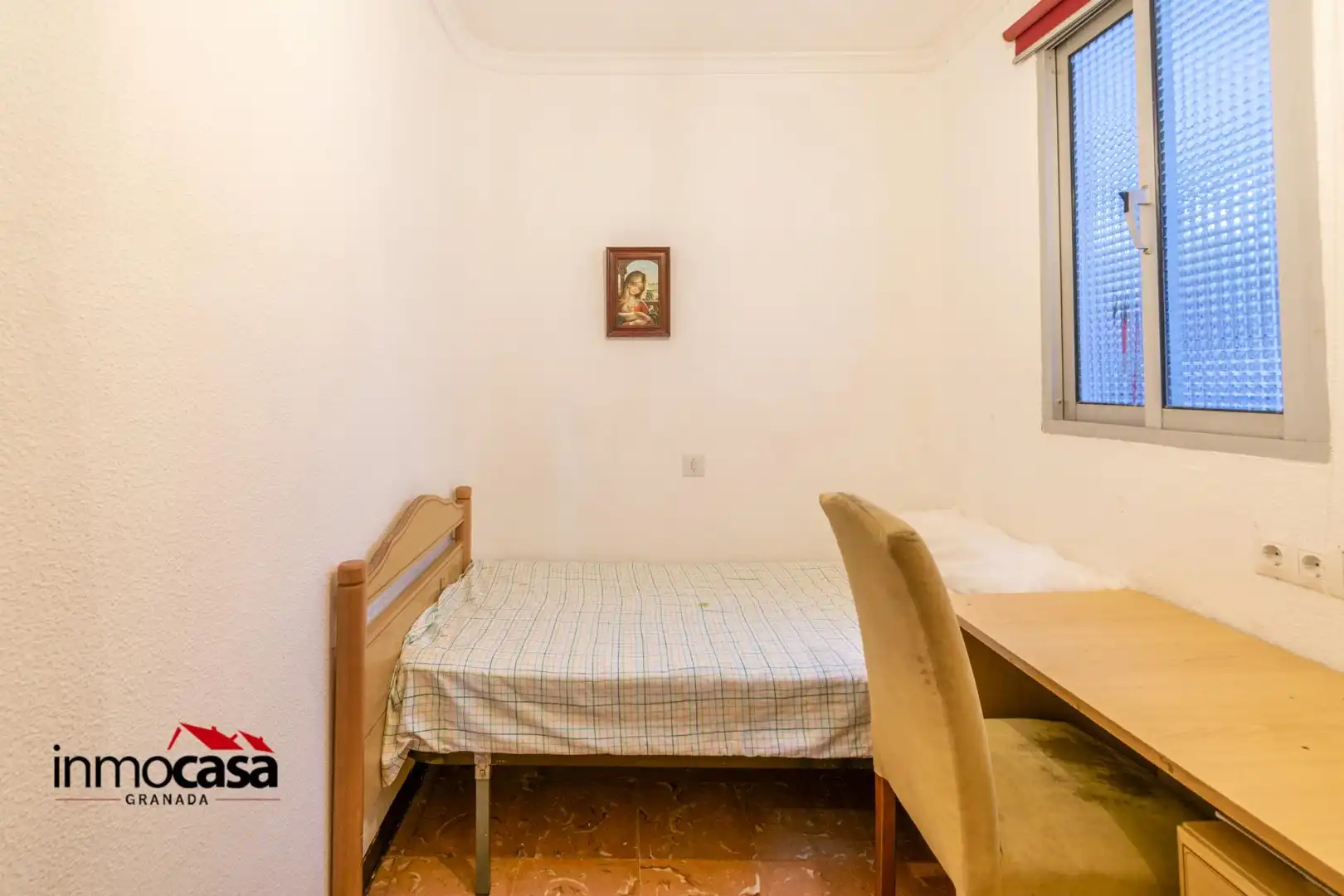 Habitación de Edificio en venta en Granada