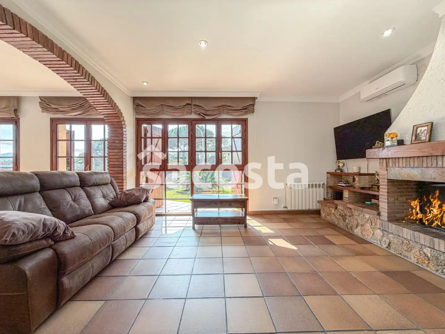 Sala d'estar de Casa o xalet en venda en Blanes amb Aire condicionat, Calefacció i Jardí privat