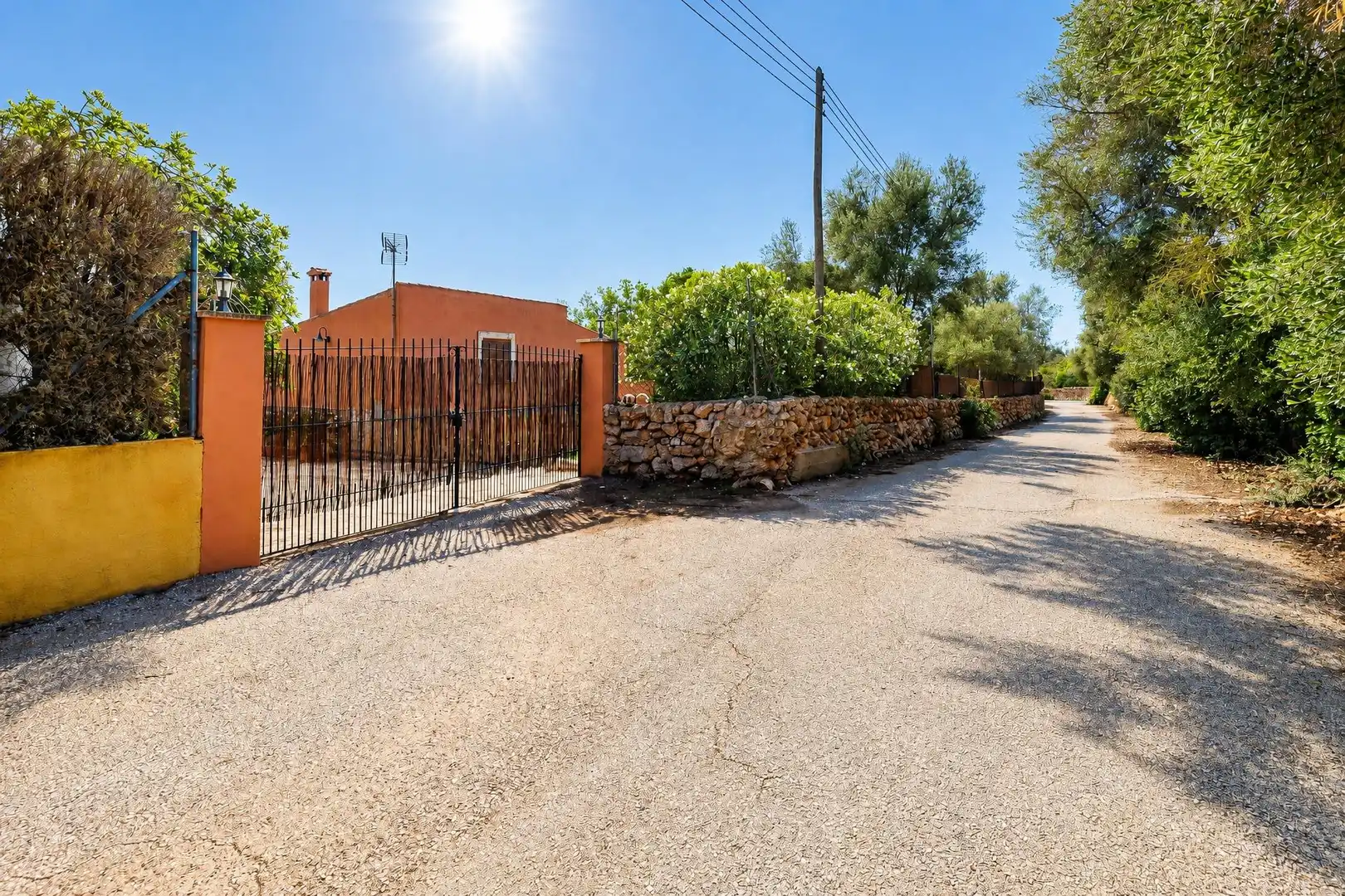 Vista exterior de Casa o xalet en venda en Llucmajor amb Jardí privat, Terrassa i Traster