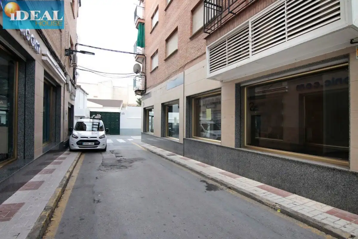 Local comercial en venda a Maracena, imagen 17