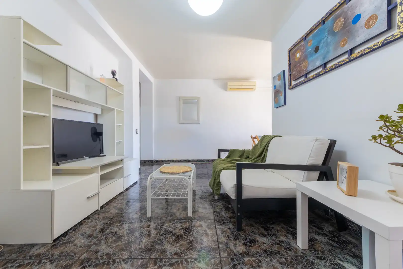 Living room of Flat for sale in Tarragona  with Air Conditioner, Oven and Washing machine