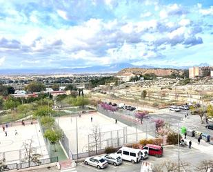 Vista exterior de Pis en venda en Alicante / Alacant amb Terrassa i Balcó