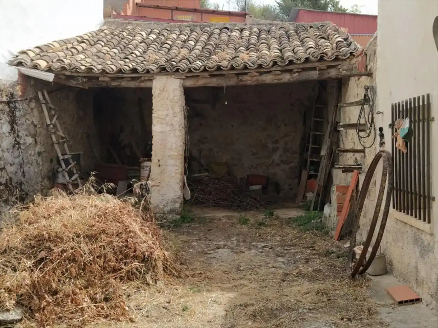 Vista exterior de Casa adosada en venda en El Valle de Altomira amb Moblat